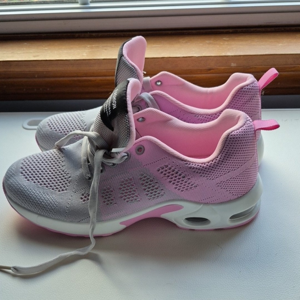 Womans Sneakers